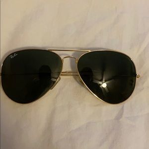 AUTHENTIC RAY BAN BLACK/GOLD AVIATORS
